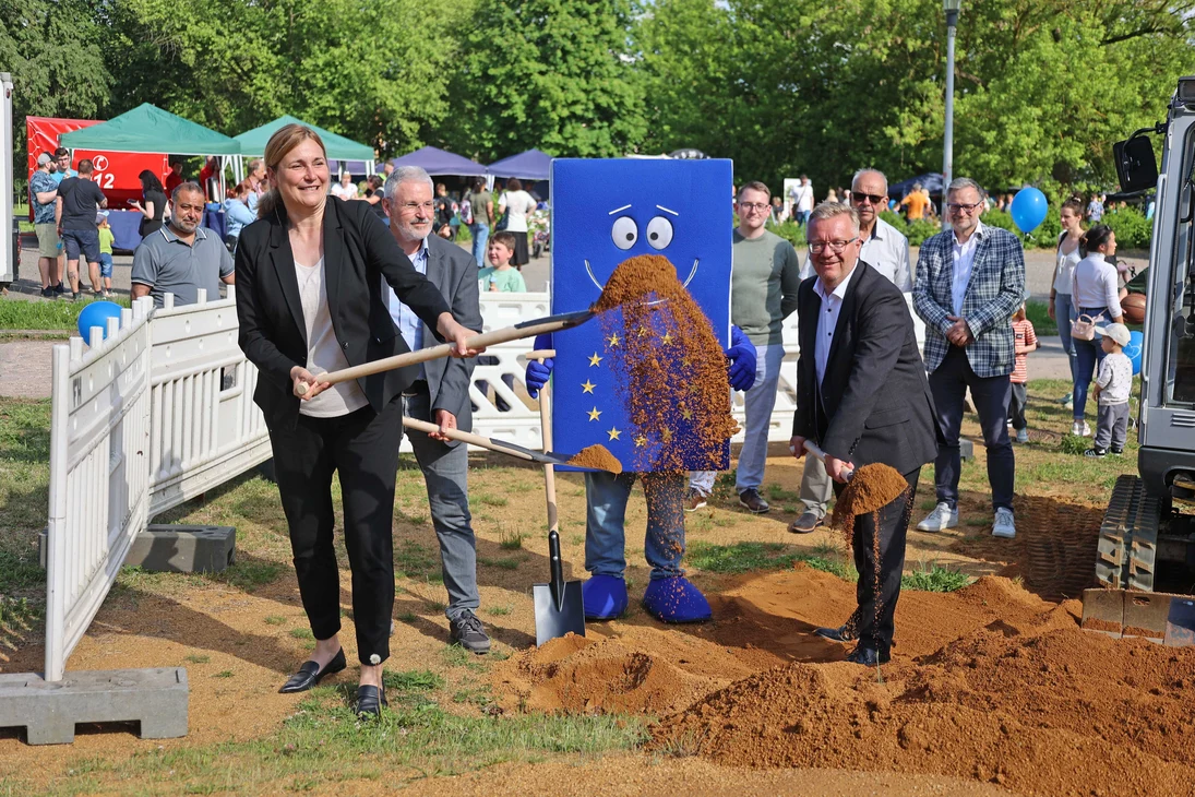 Spatenstich für den Stadtpark Marienthal in Zwickau